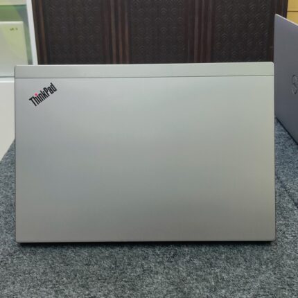 Lenovo ThinkPad T490s